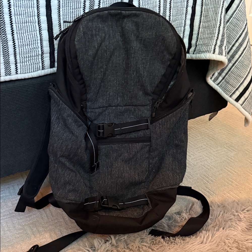 Lululemon Black and Gray Men's Backpack